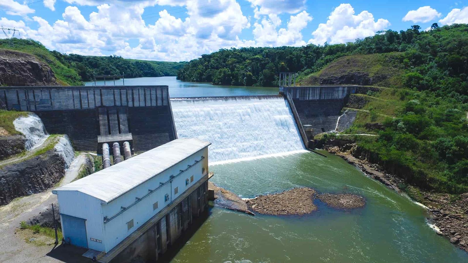 Usina geradora de energia elétrica da BME Energia.