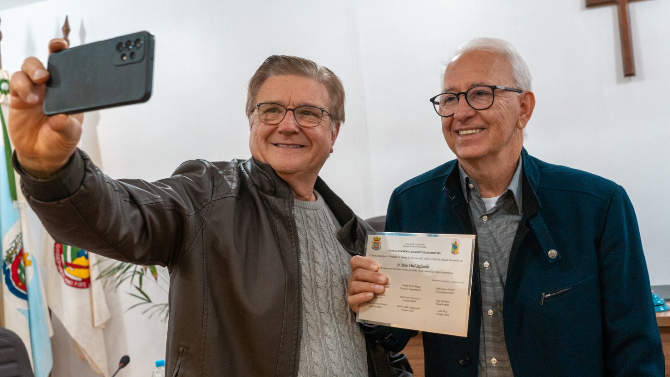 Dr. Elemar Sand, ex-prefeito de Quinze de Novembro, fez questão de prestigiar a homenagem