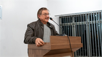Dr. Elemar Sand, ex-prefeito de Quinze de Novembro, salienta a relevância do homenageado para o município