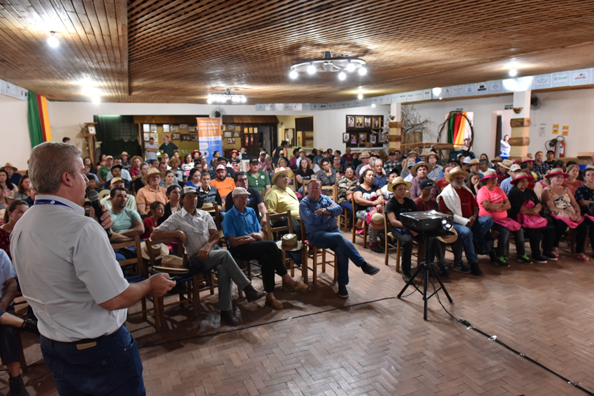 Cooperantes e estudantes de Salto do Jacuí participam de eventos da Coprel