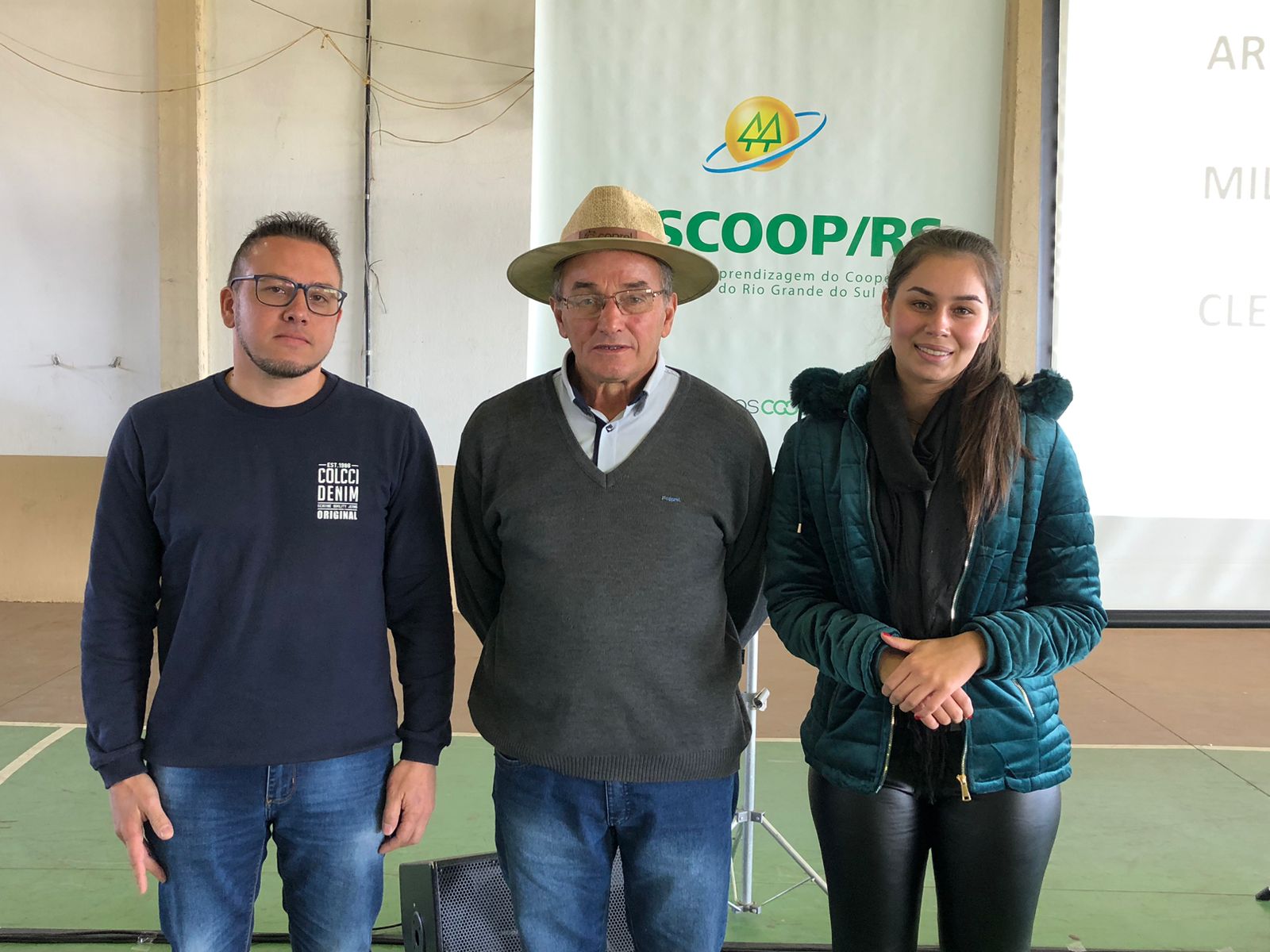 Armando Rugini (centro), Cleber Vassoler e Milena de Oliveira foram eleitos Conselheiros Consultivos da Coprel em Muliterno