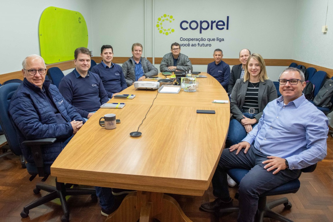 Coprel recebe comitiva da Organização das Cooperativas Brasileiras